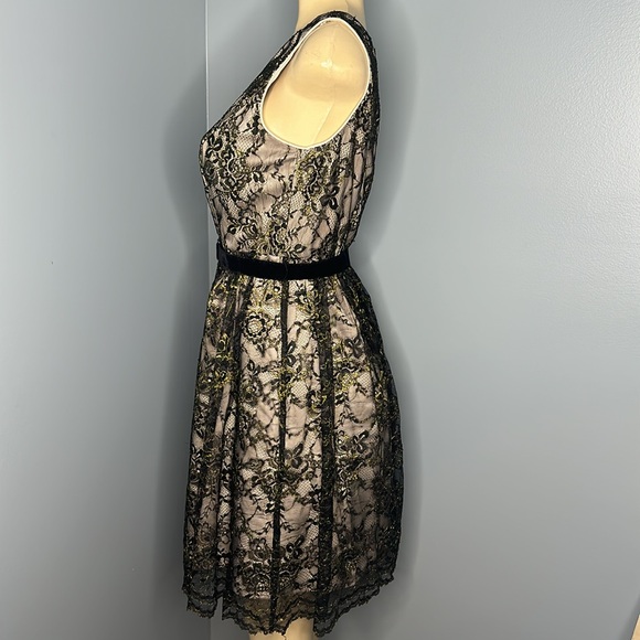 Jessica Simpson  formal woman dress black & nude sz 8 sleeveless gold metallic - Picture 3 of 5